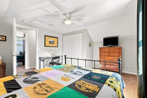 516 Fairchild Street Iowa City IA 52245