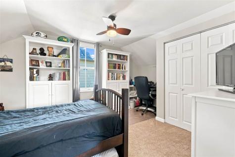 516 Fairchild Street Iowa City IA 52245