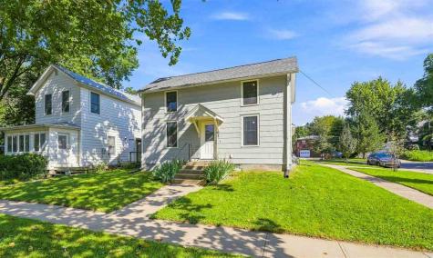 516 Fairchild Street Iowa City IA 52245