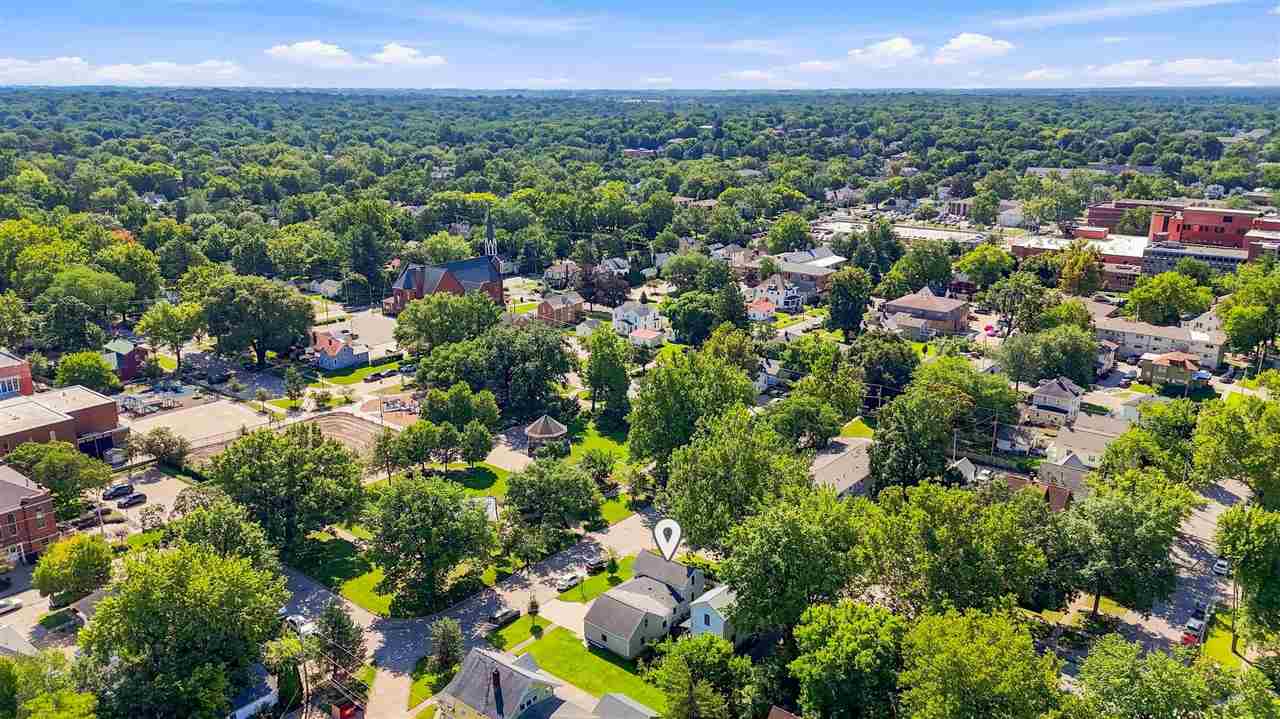 516 Fairchild Street Iowa City IA 52245