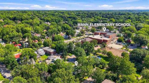 516 Fairchild Street Iowa City IA 52245