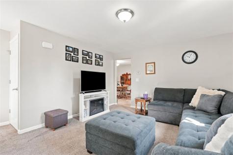 516 Fairchild Street Iowa City IA 52245
