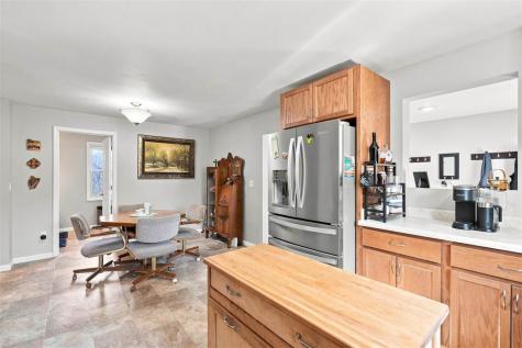 516 Fairchild Street Iowa City IA 52245