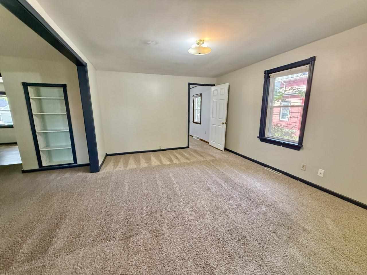 711 E Bloomington Street Iowa City IA 52245
