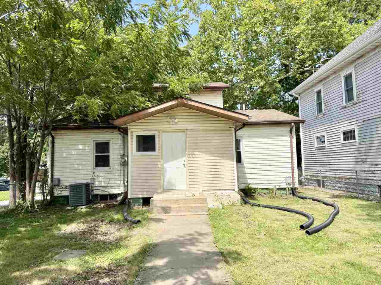 711 E Bloomington Street Iowa City IA 52245