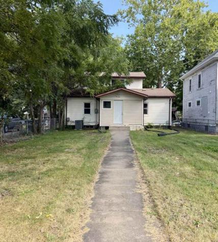 711 E Bloomington Street Iowa City IA 52245
