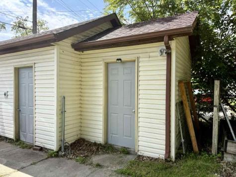 711 E Bloomington Street Iowa City IA 52245
