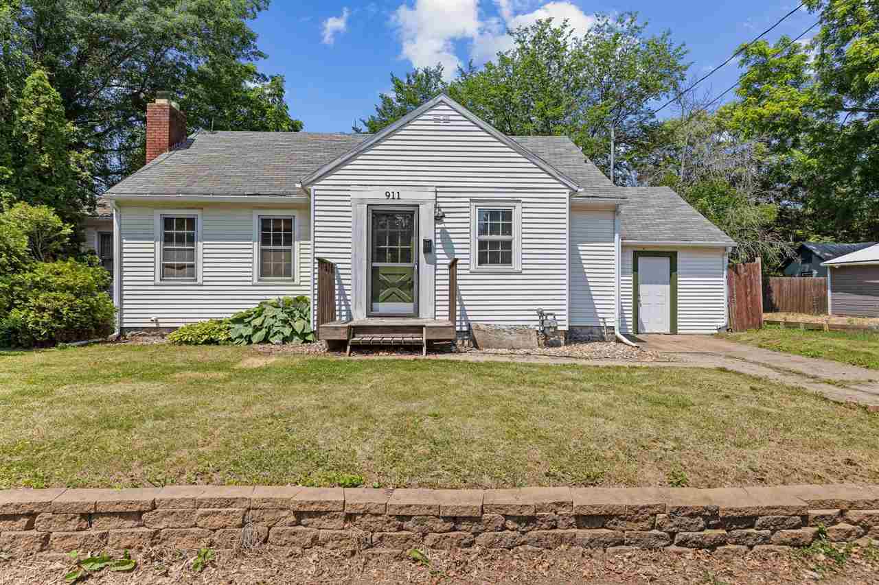 911 S Van Buren Street Iowa City IA 52240