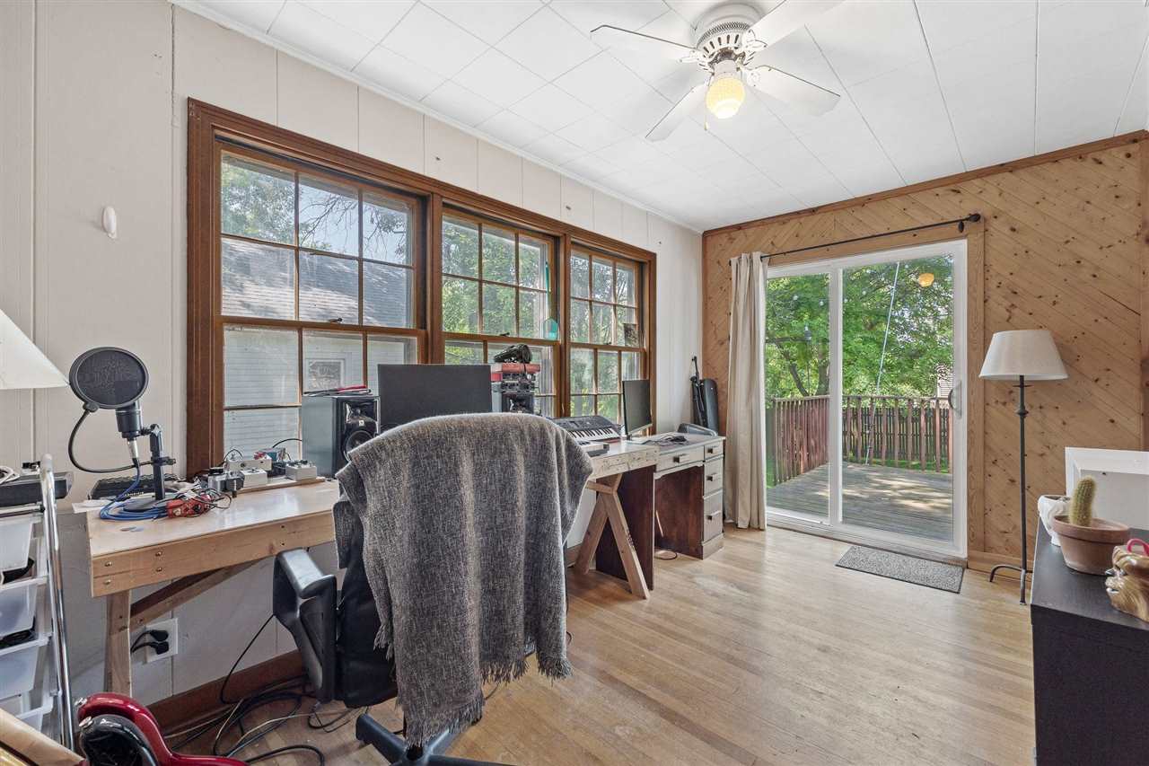 911 S Van Buren Street Iowa City IA 52240