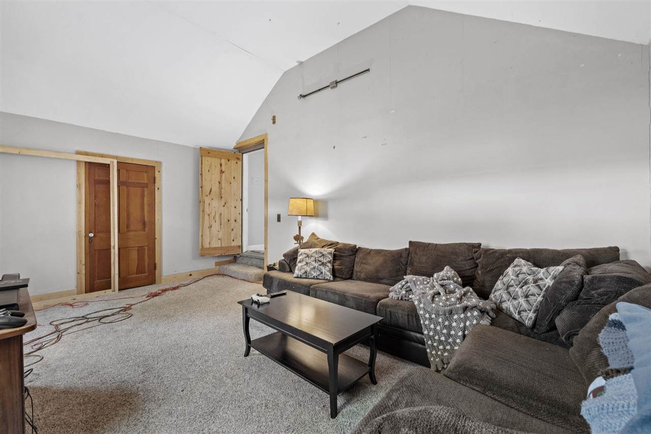 911 S Van Buren Street Iowa City IA 52240