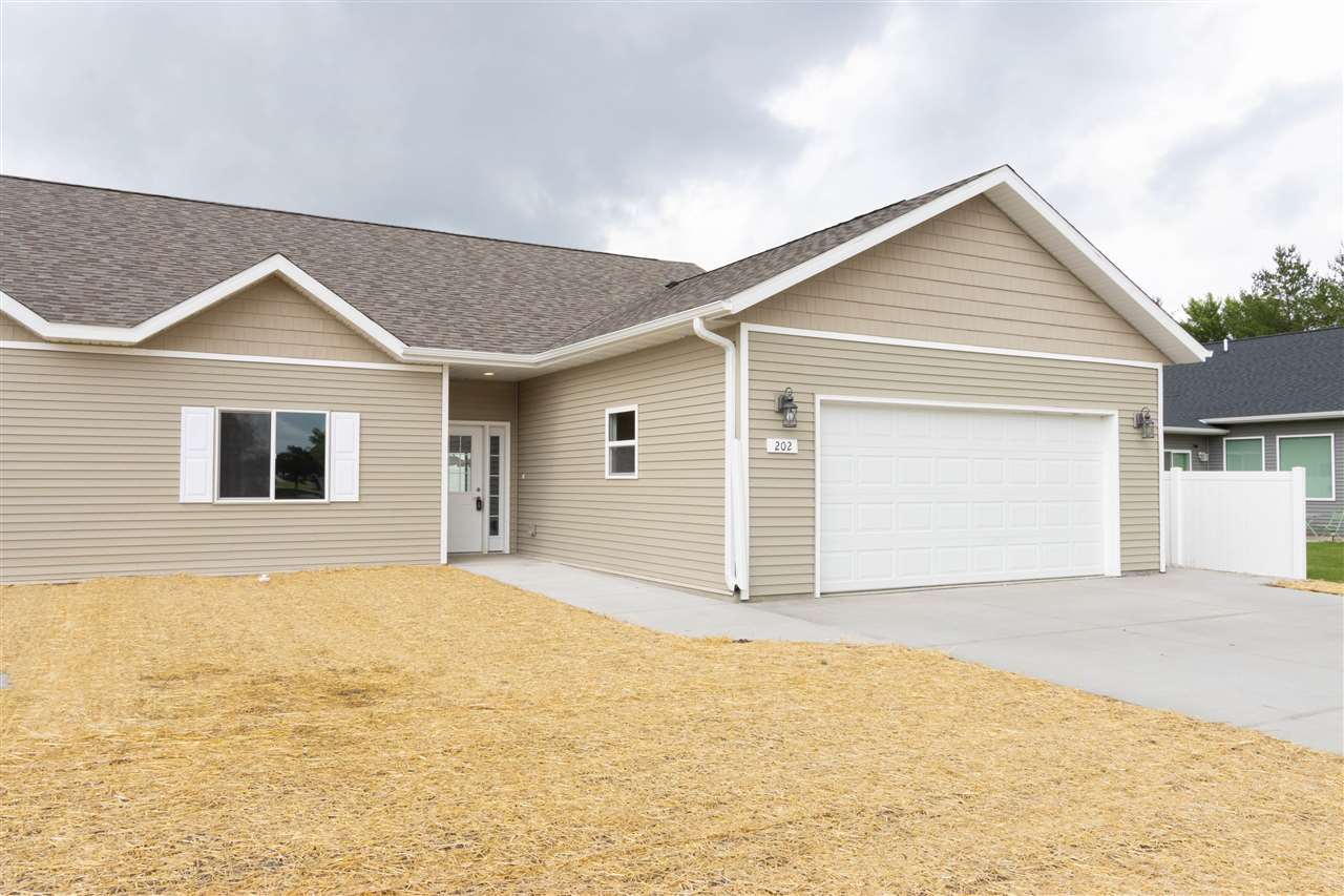 202 Augusta National Boulevard Washington IA 52353