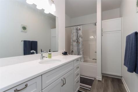 202 Augusta National Boulevard Washington IA 52353