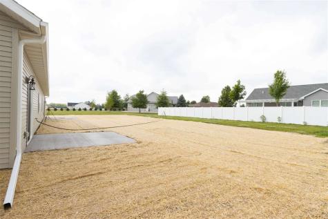202 Augusta National Boulevard Washington IA 52353