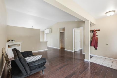 913 Maggard Street Iowa City IA 52240