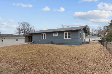 104 N Marion Street Mt Pleasant IA 52641
