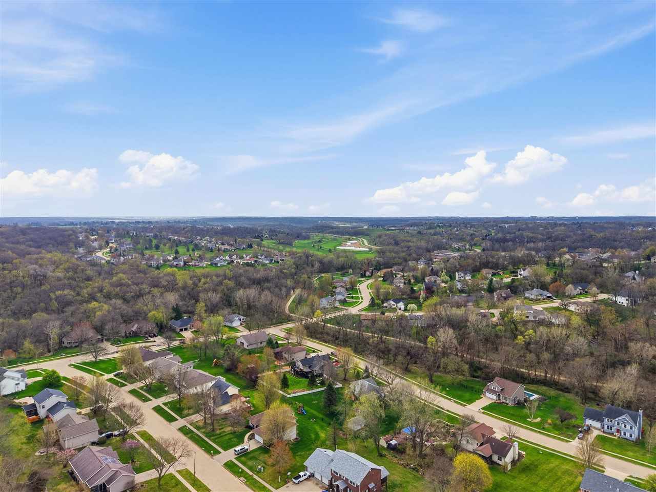 860 Forest Edge Drive Coralville IA 52241