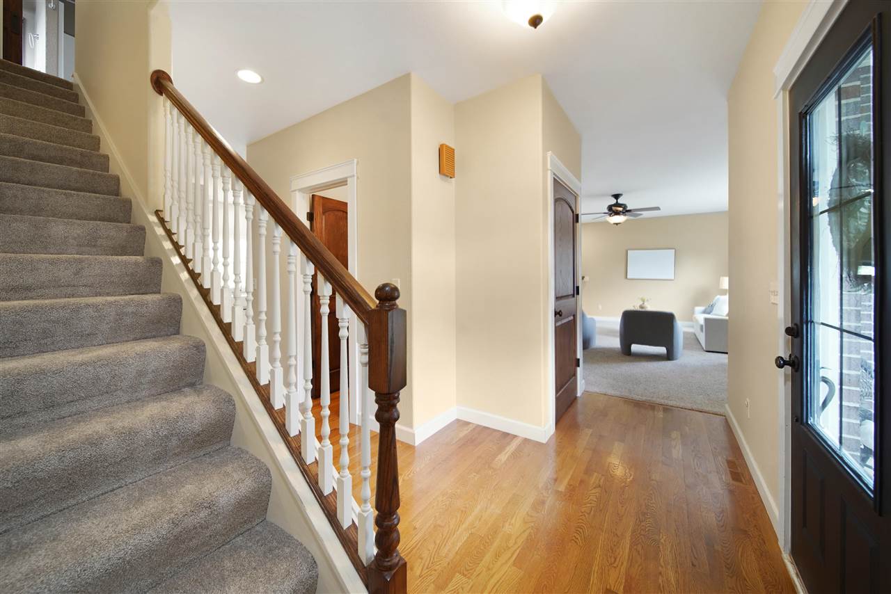860 Forest Edge Drive Coralville IA 52241