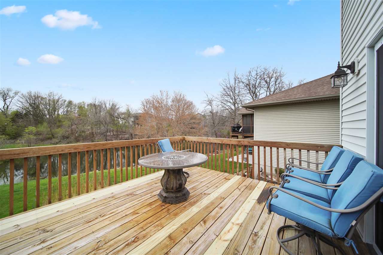 860 Forest Edge Drive Coralville IA 52241