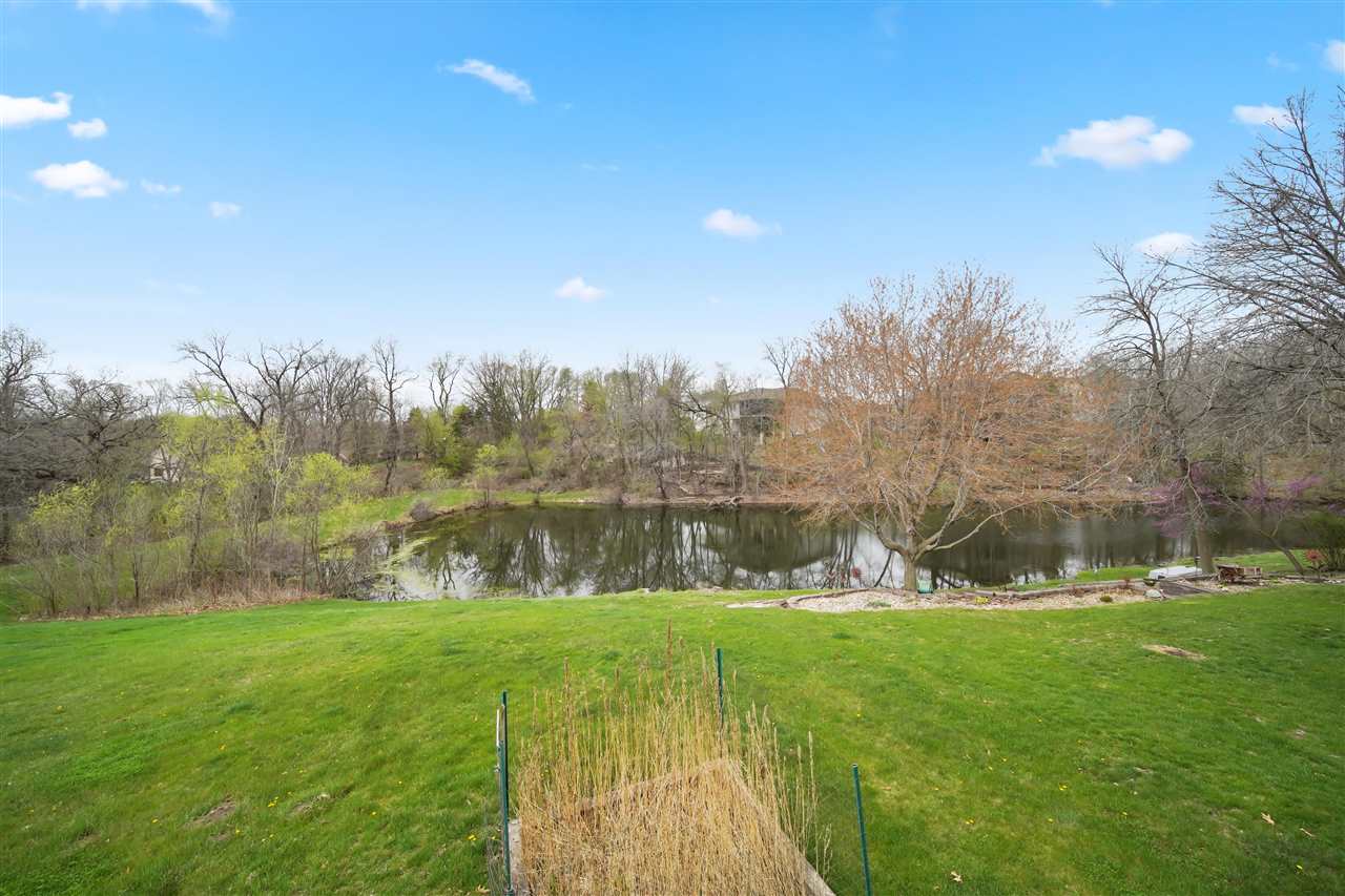 860 Forest Edge Drive Coralville IA 52241
