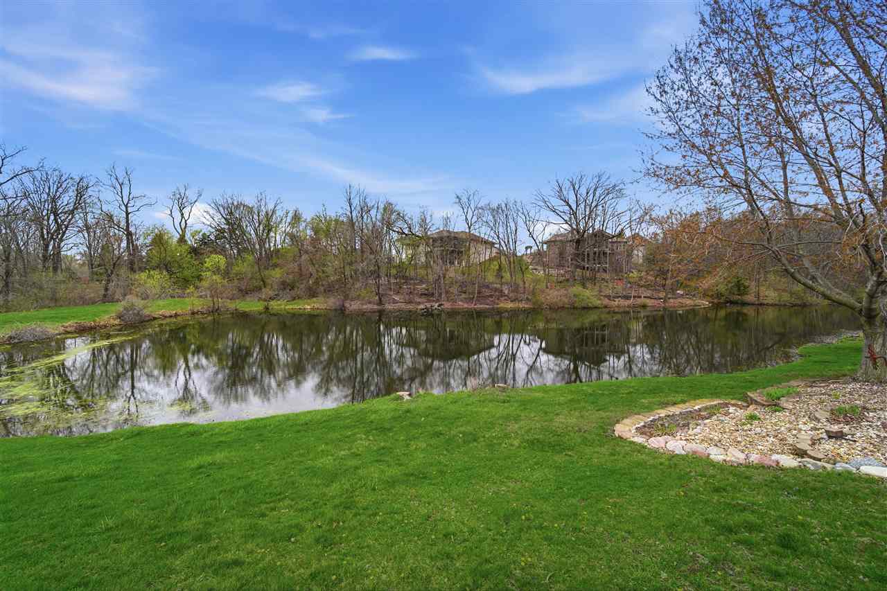 860 Forest Edge Drive Coralville IA 52241