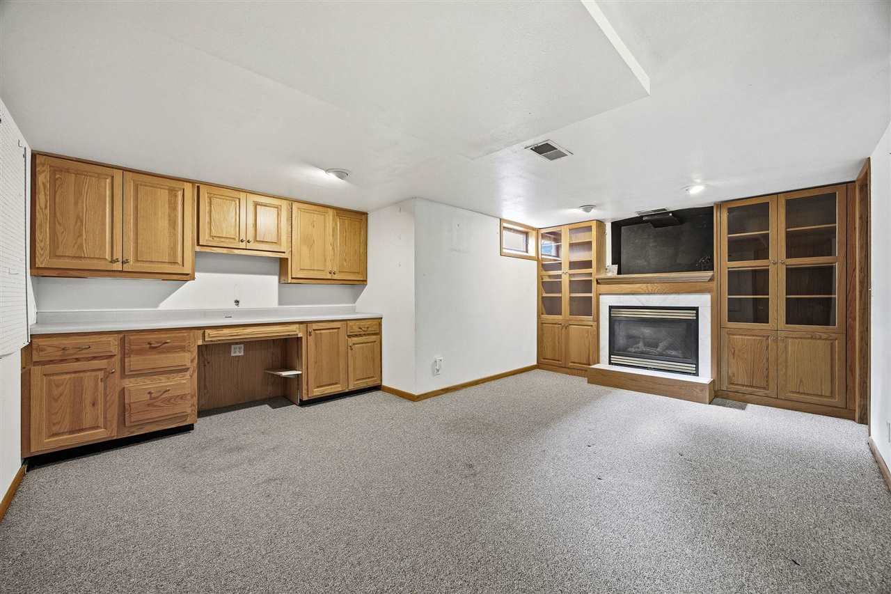 611 3rd Avenue Iowa City IA 52245