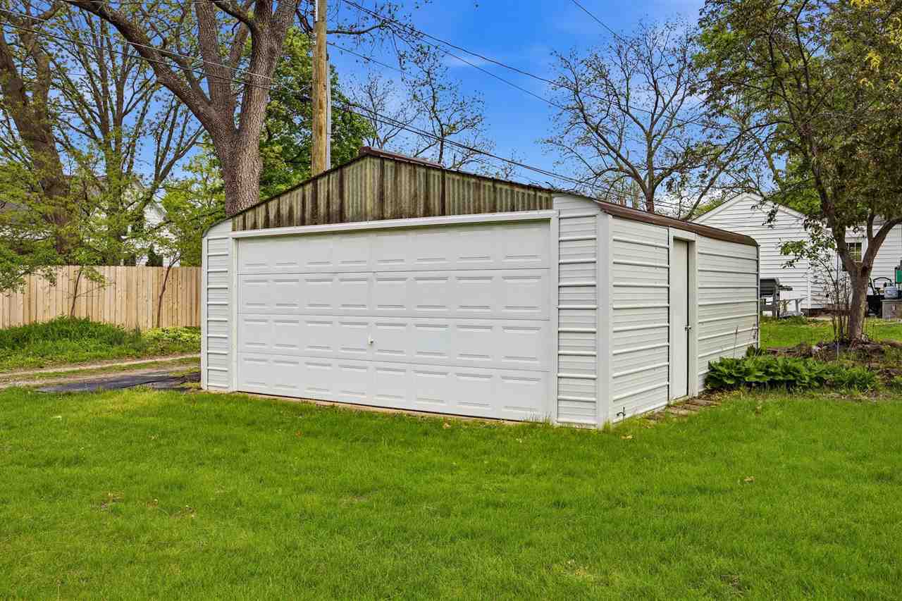 611 3rd Avenue Iowa City IA 52245