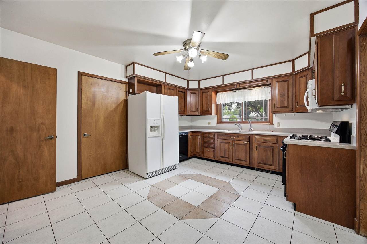 611 3rd Avenue Iowa City IA 52245