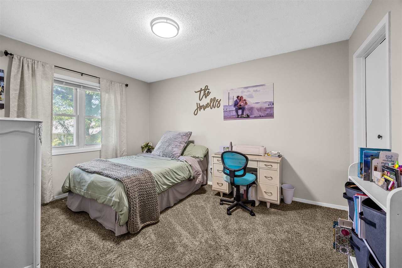 210 W 11th Street Tipton IA 52772