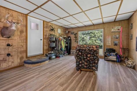 210 W 11th Street Tipton IA 52772