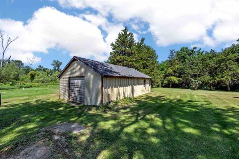 210 W 11th Street Tipton IA 52772