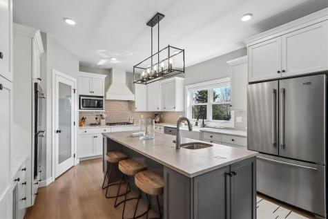 426 Windmill Place Iowa City IA 52245