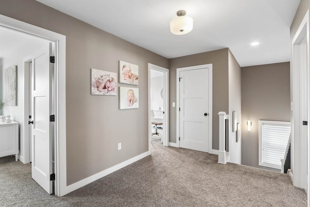 426 Windmill Place Iowa City IA 52245