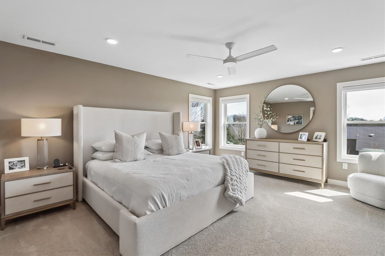 426 Windmill Place Iowa City IA 52245