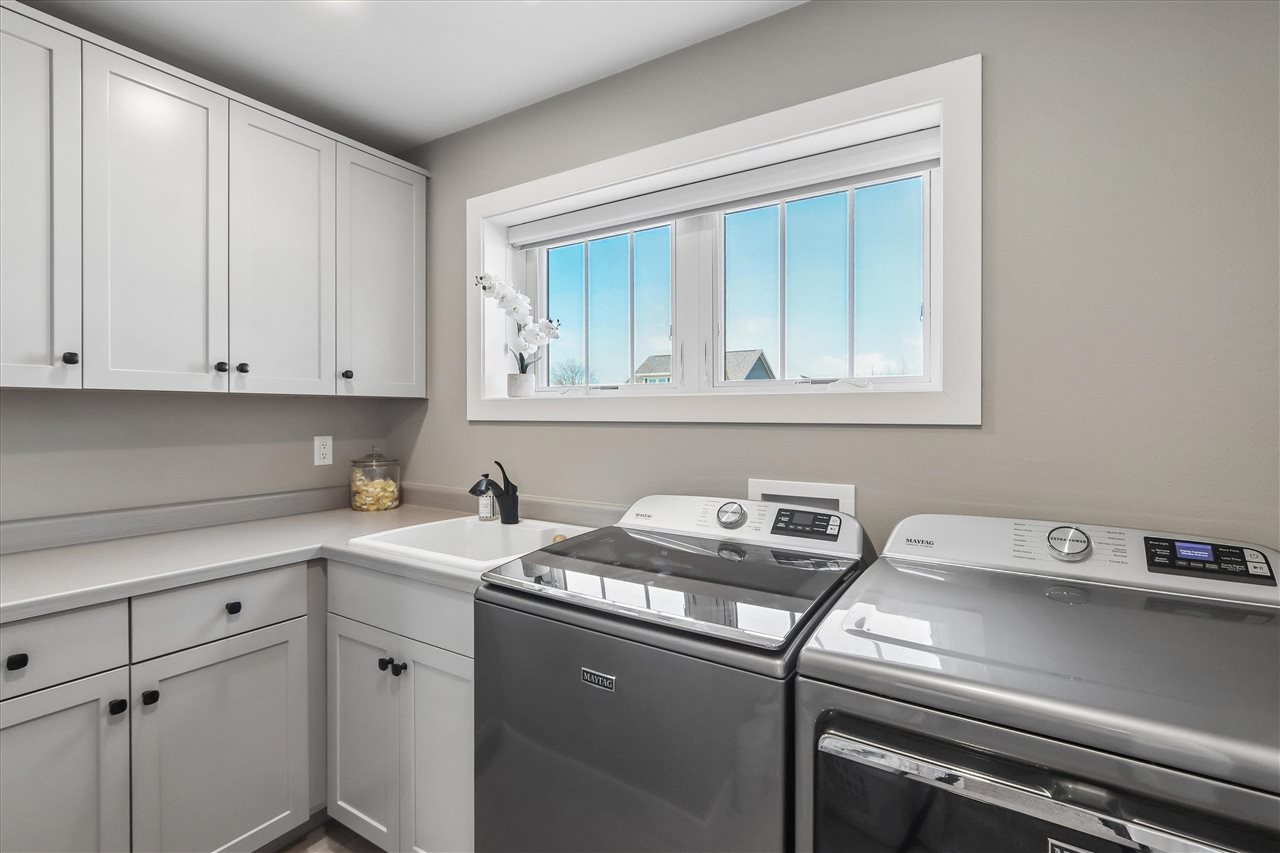 426 Windmill Place Iowa City IA 52245