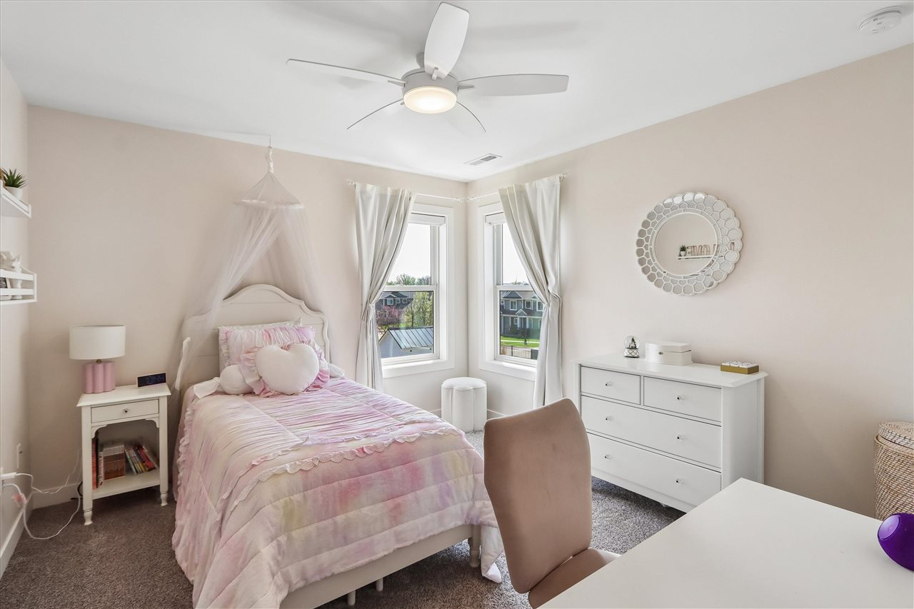 426 Windmill Place Iowa City IA 52245
