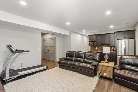 426 Windmill Place Iowa City IA 52245
