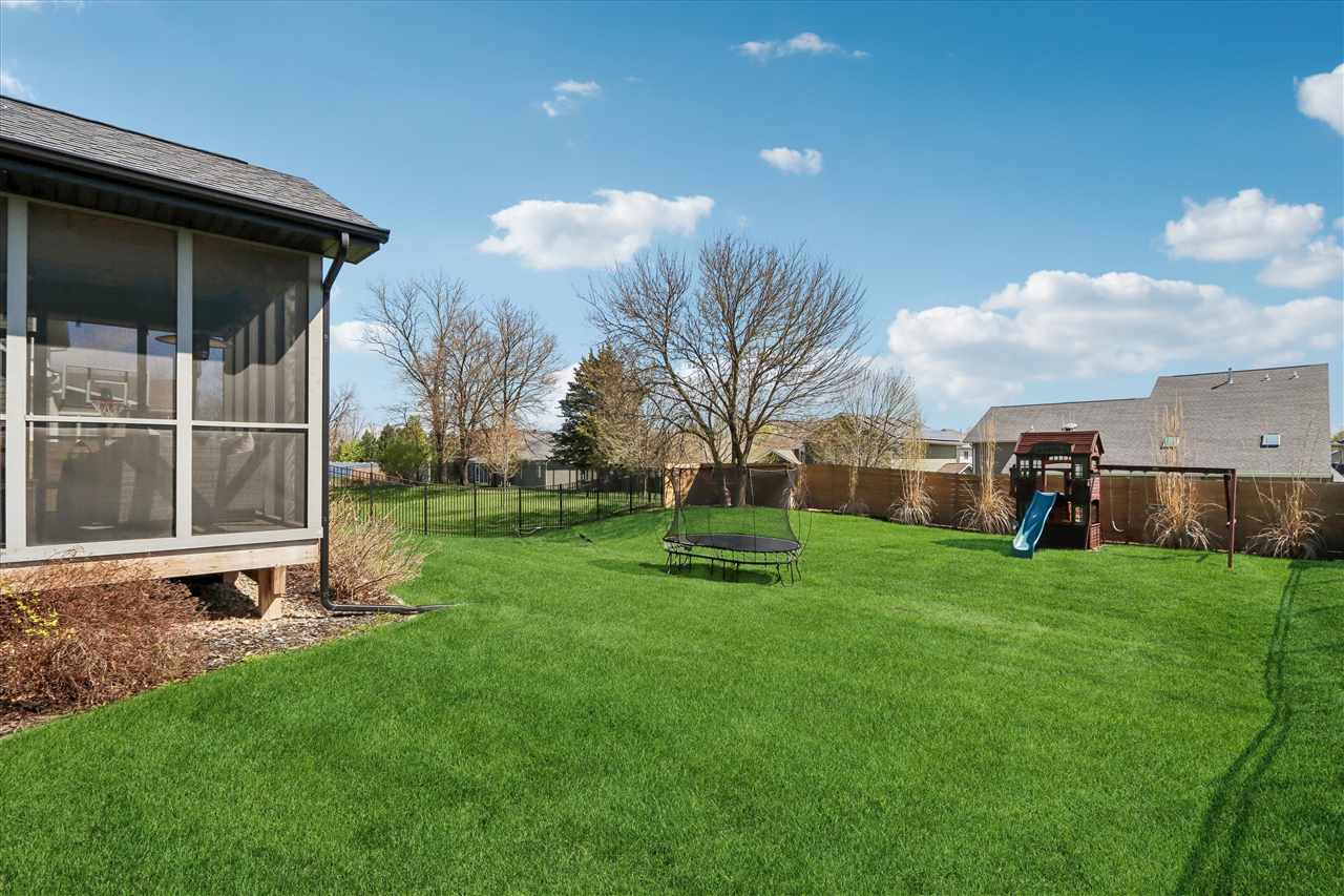 426 Windmill Place Iowa City IA 52245