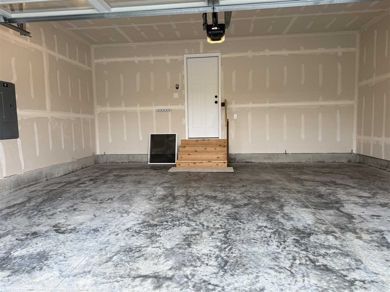 109 Dawson Drive West Branch IA 52358