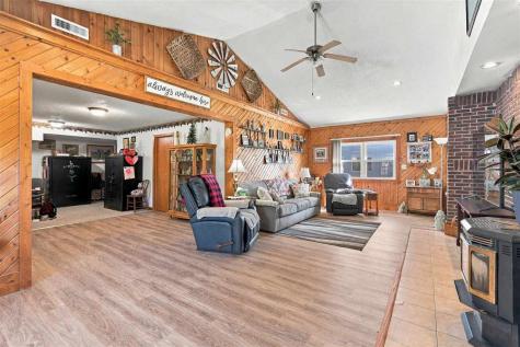 24538 118th Street Columbus Junction IA 52738