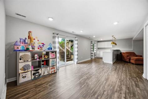 823 Mccollister Court Iowa City IA 52240