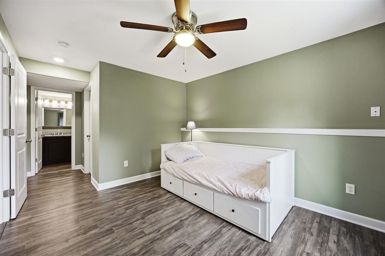 823 Mccollister Court Iowa City IA 52240