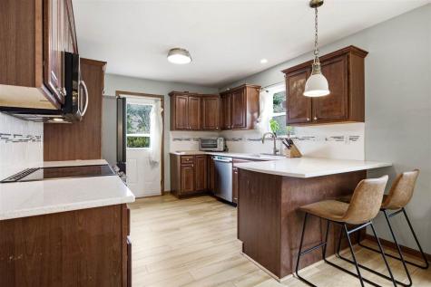 823 Mccollister Court Iowa City IA 52240