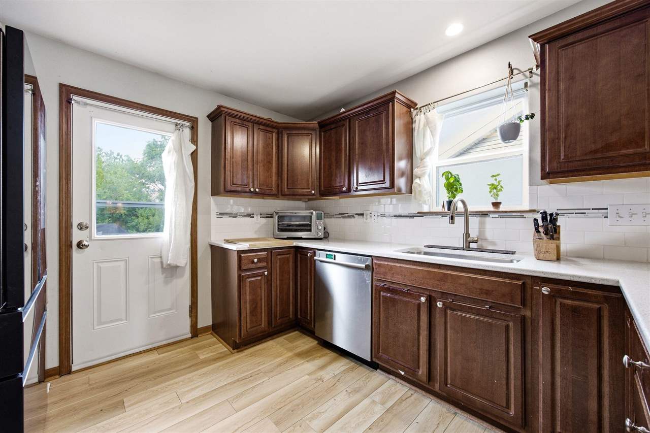 823 Mccollister Court Iowa City IA 52240