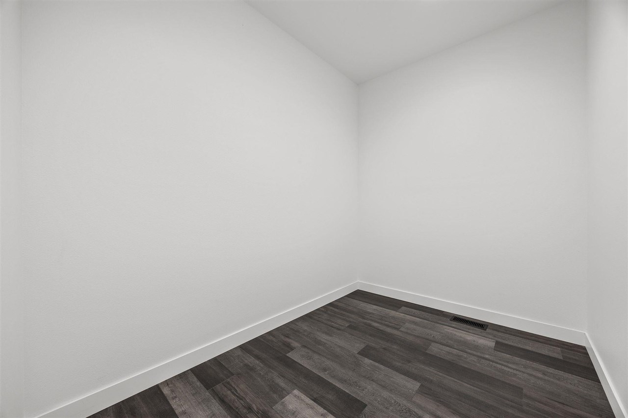 1404 Green Oak Pass Tiffin IA 52340