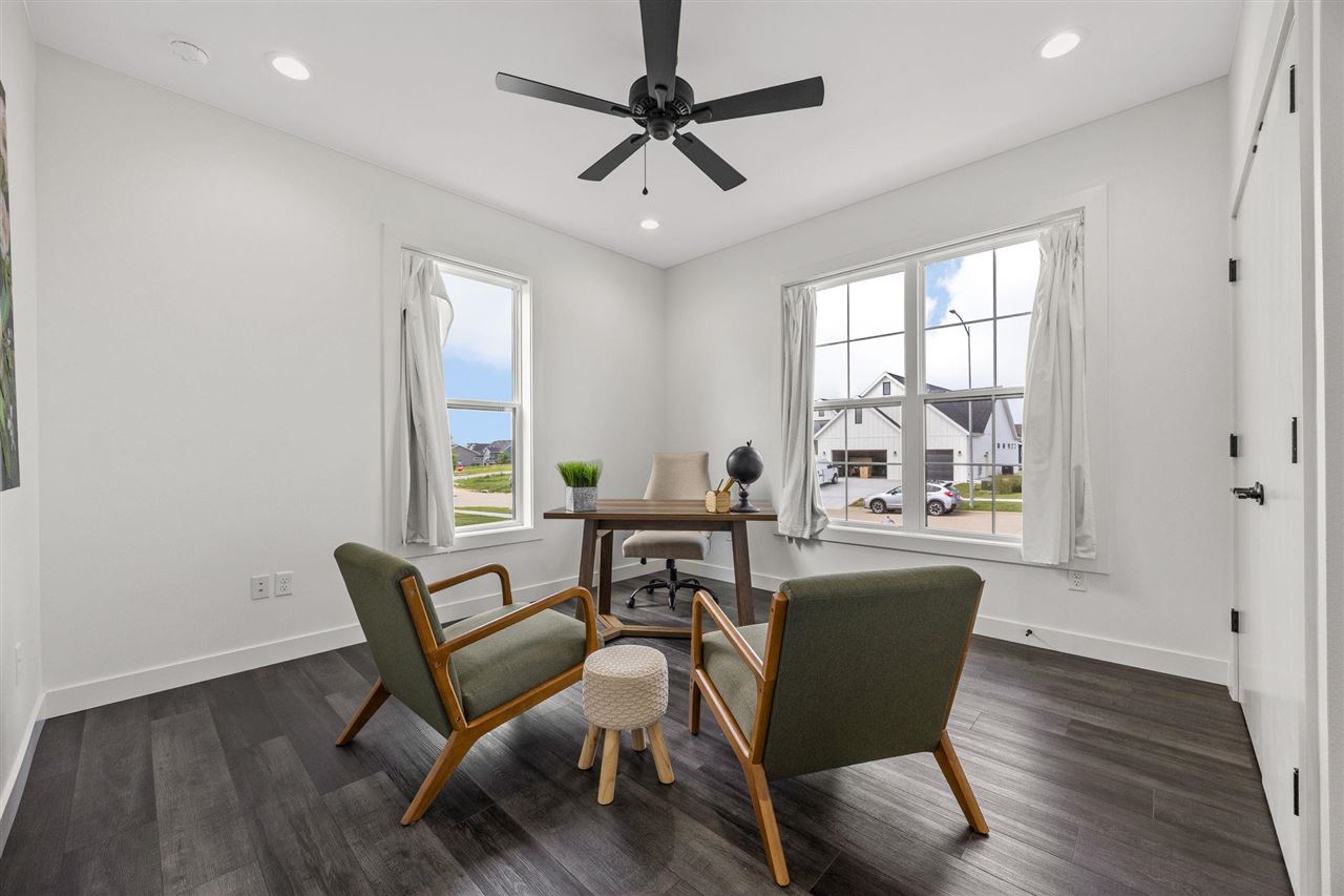 1404 Green Oak Pass Tiffin IA 52340