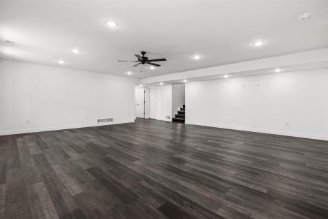 1404 Green Oak Pass Tiffin IA 52340