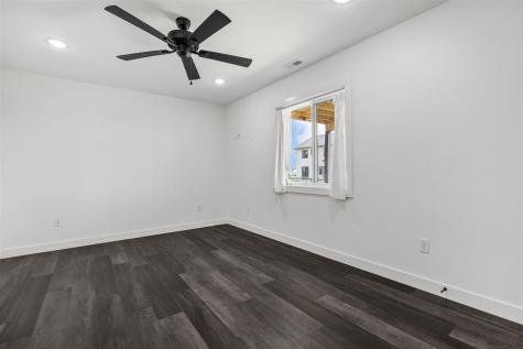 1404 Green Oak Pass Tiffin IA 52340