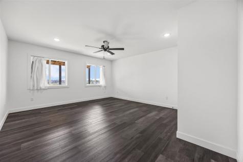 1404 Green Oak Pass Tiffin IA 52340