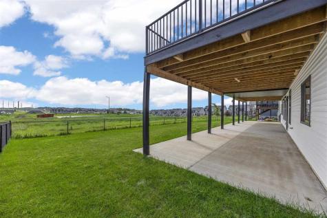 1404 Green Oak Pass Tiffin IA 52340