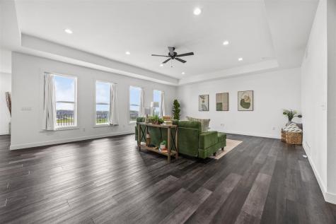 1404 Green Oak Pass Tiffin IA 52340
